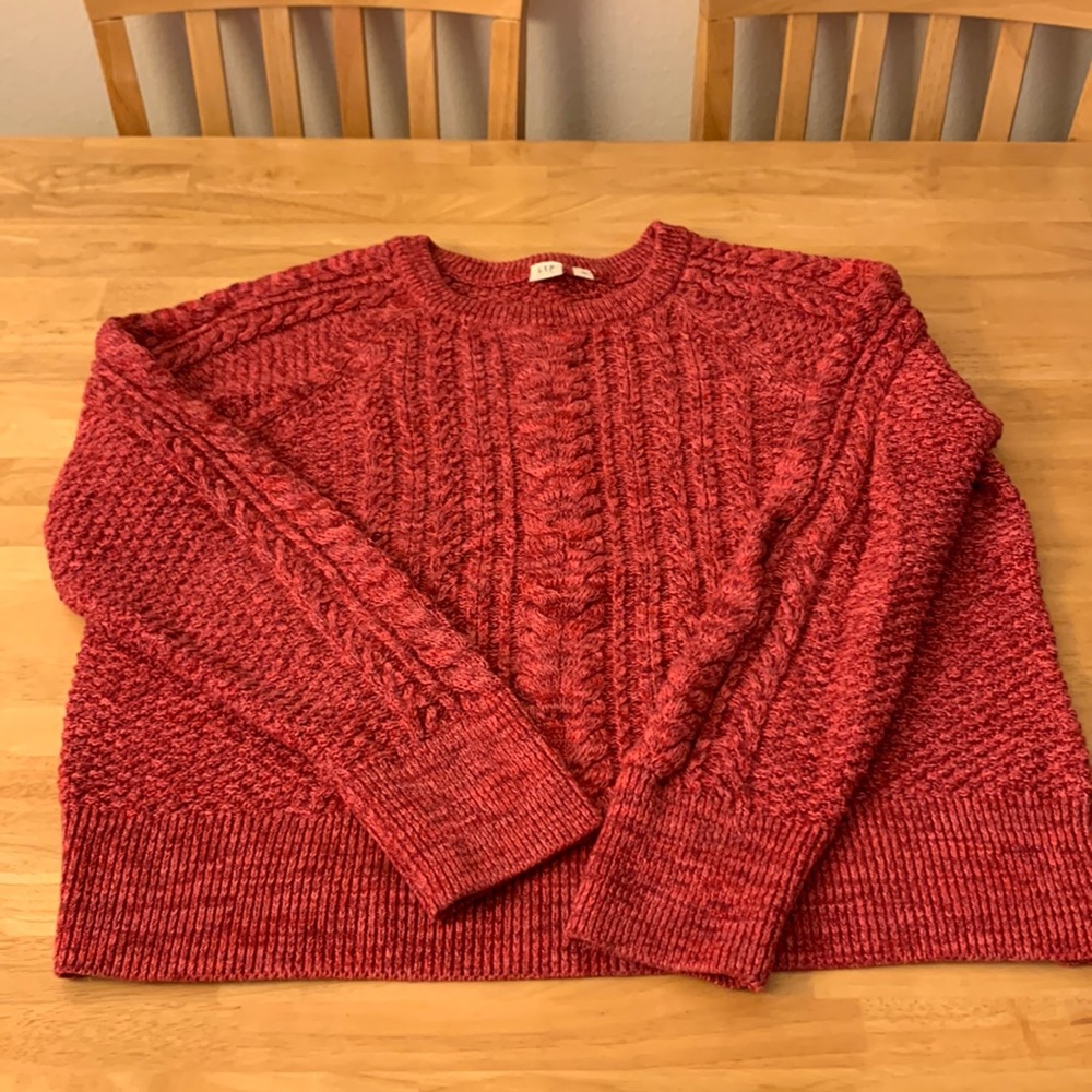 Gap women’s sweater